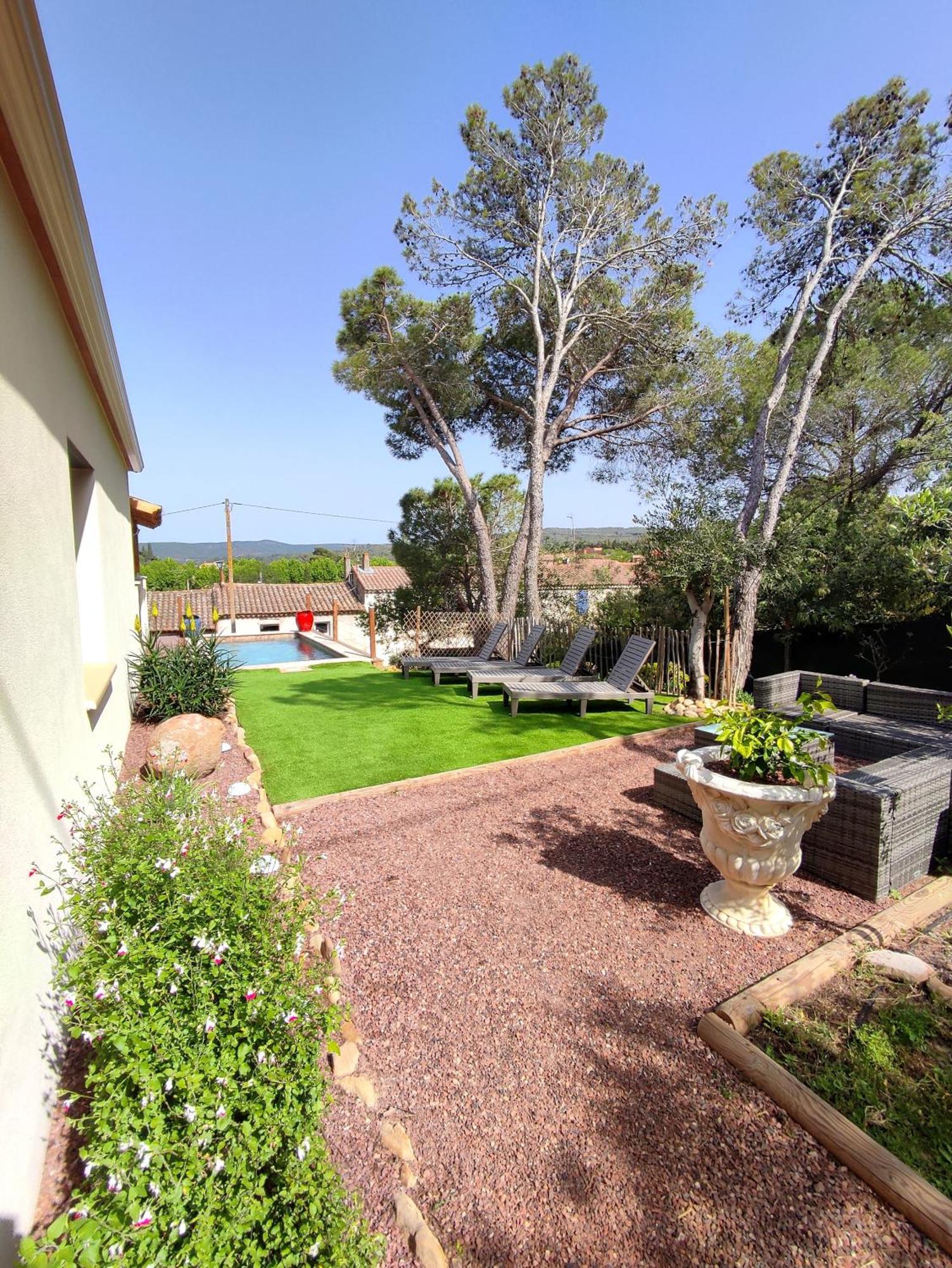 Villa Entiere Bellevue - Balneo - Piscine - Clim Montséret المظهر الخارجي الصورة